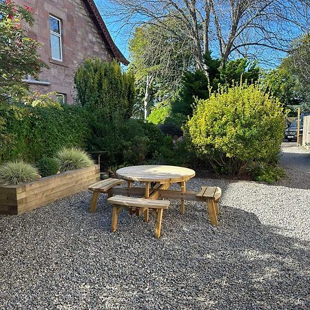 Period House / Entire Upstairs Flat Daire Inverness Dış mekan fotoğraf