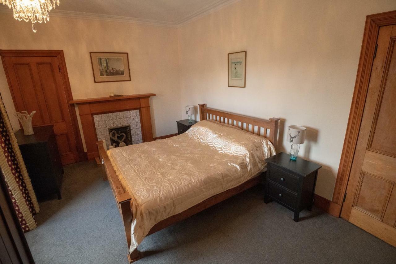 Period House / Entire Upstairs Flat Daire Inverness Dış mekan fotoğraf